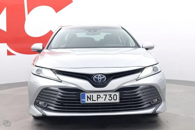 Toyota Camry 2,5 Hybrid Style - 1-OMISTAJA / LOHKOLÄM. / JUU Image 8